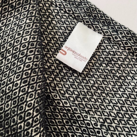 ANTONIO SALGADO Baby Blanket Made in Portugal NWT - Picture 2 of 5